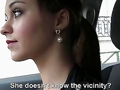 French amateur gal Lea banged in the car