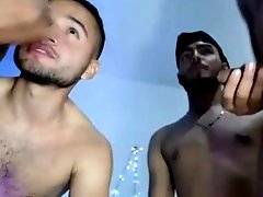 Double sucking live free sex chat on Cruisingcams com