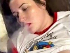 Sexy cam girl smoking and vibrating her pussy