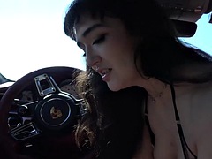 Amateur Zoey Jpeg gets her pussy rubbed until she cums in the car - date pov GFE