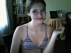 Teen Girl Shows Off Her Tits And Pussy