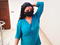 Kich Kich Ke Sene - Saba Pakistani Mujra Dan Sexy Hot Dance